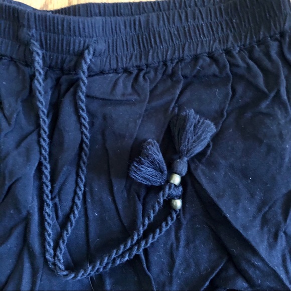 Forever 21 Shorts - Picture 2 of 4